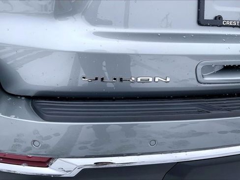 Used 2025 GMC Yukon Elevation image 7