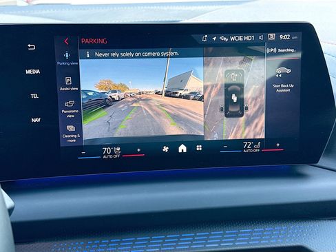 Used 2025 BMW M235i xDrive image 32