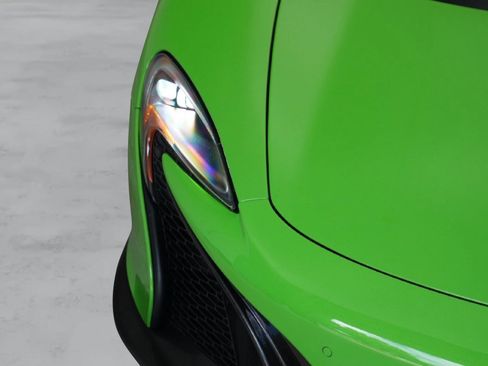 Used 2015 McLaren 650S Spider RWD image 48