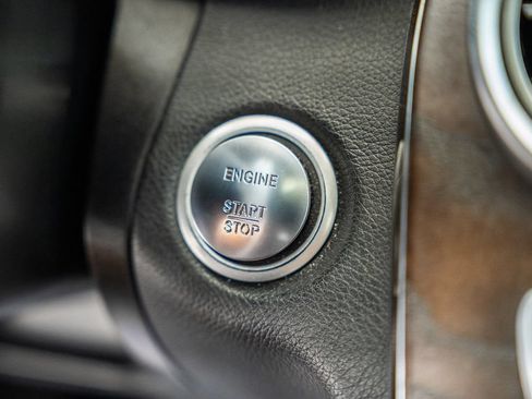 Used 2017 Mercedes-Benz C 300 4MATIC Coupe image 23