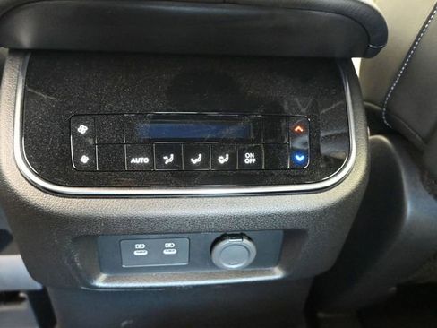 New 2025 Nissan Armada SL w/ Captain's Chari Seat Package image 25