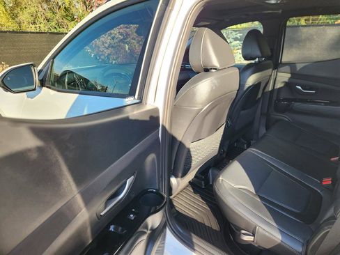 Certified 2024 Hyundai Santa Cruz Limited image 23