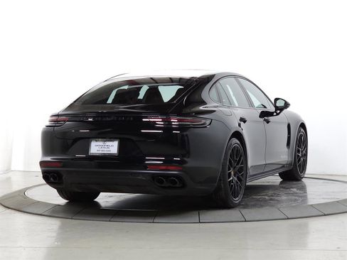 Used 2020 Porsche Panamera image 9