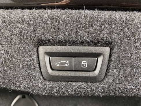 New 2026 BMW 530i xDrive w/ Premium Package image 23