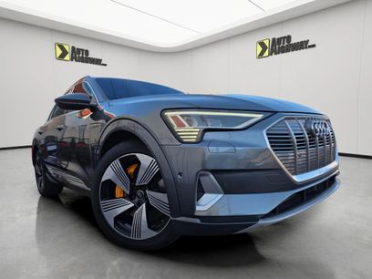 Used 2019 Audi e-tron Prestige w/ Prestige Package
