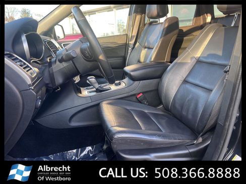 Used 2022 Jeep Grand Cherokee Limited image 10