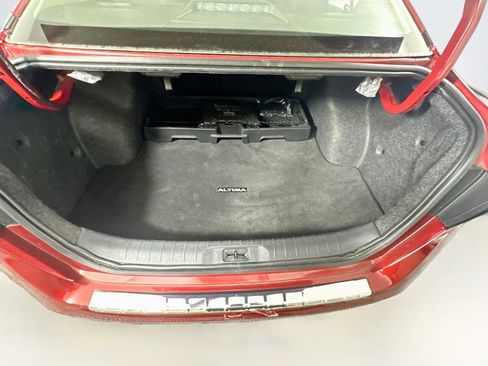 Used 2023 Nissan Altima 2.5 SV FWD image 31