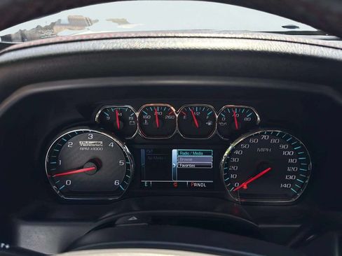 Used 2018 GMC Sierra 1500 SLT w/ All Terrain X Package AWD/4WD image 11