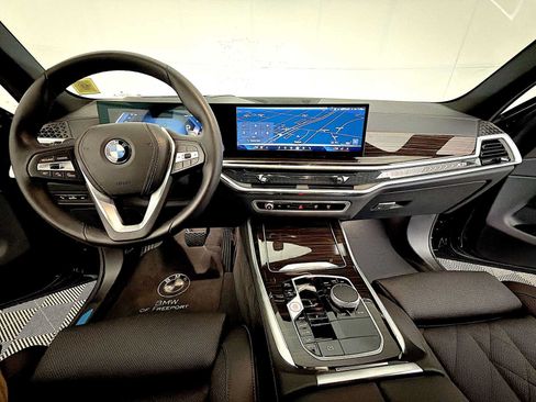 Certified 2024 BMW X5 xDrive40i w/ Premium Package AWD/4WD image 16
