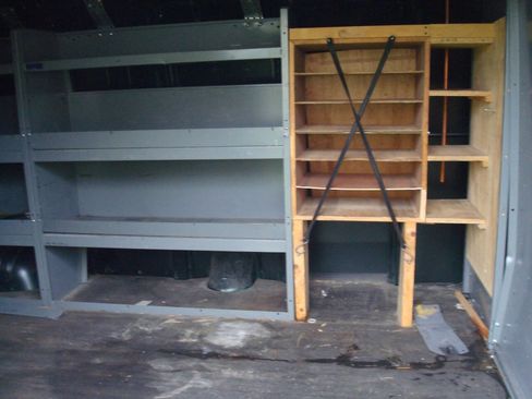 Used 2008 Chevrolet Express 3500 3500 3dr Extended Cargo Van image 13