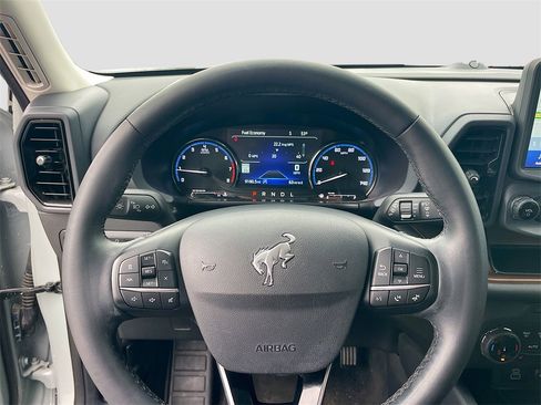 Used 2024 Ford Bronco Sport Outer Banks w/ Tech Package image 13