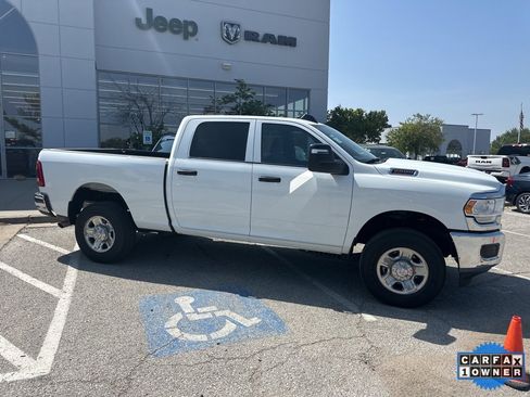 Used 2024 RAM 2500 Tradesman w/ Chrome Appearance Group image 36