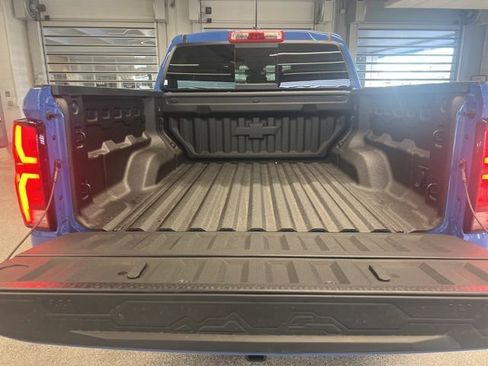 New 2026 Chevrolet Colorado ZR2 w/ Technology Package AWD/4WD image 7