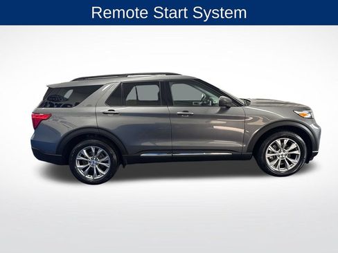 Certified 2023 Ford Explorer XLT w/ Equipment Group 202A AWD/4WD image 8