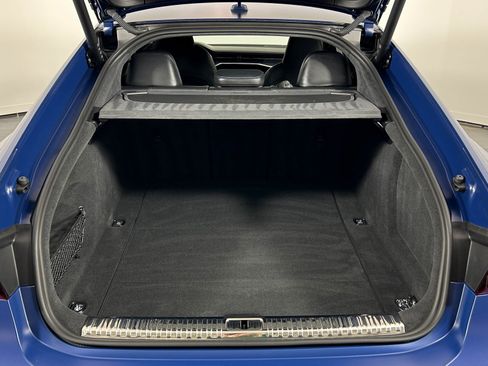 Used 2024 Audi RS 7 Performance w/ Matte Carbon Package image 22