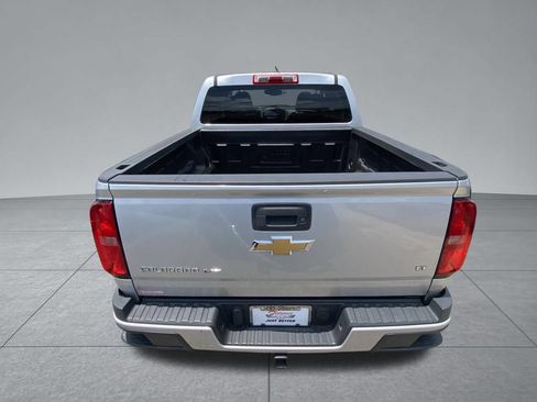 Used 2019 Chevrolet Colorado LT RWD image 11