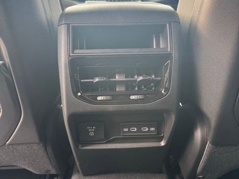 New 2026 Jeep Grand Cherokee Altitude AWD/4WD image 13