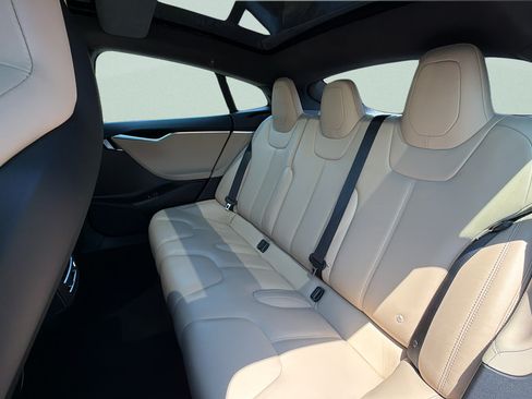 Used 2016 Tesla Model S 90D AWD/4WD image 25