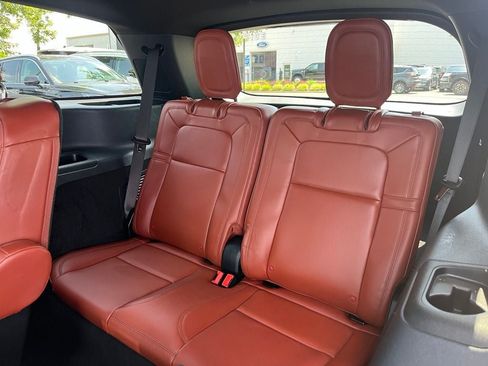 Used 2026 Lincoln Aviator Reserve w/ Luxury Package AWD/4WD image 17