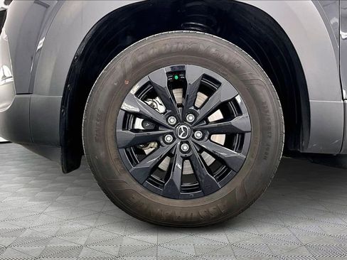 Used 2025 MAZDA CX-50 AWD 2.5 Hybrid w/ Premium Pkg image 9