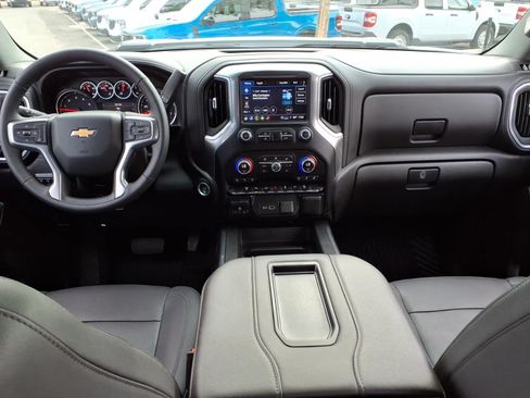 Used 2022 Chevrolet Silverado 2500 LTZ w/ LTZ Plus Package AWD/4WD image 19