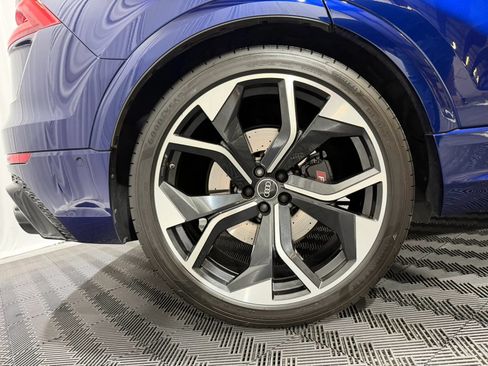 Used 2022 Audi RS Q8 w/ Black Optic Package AWD/4WD image 38