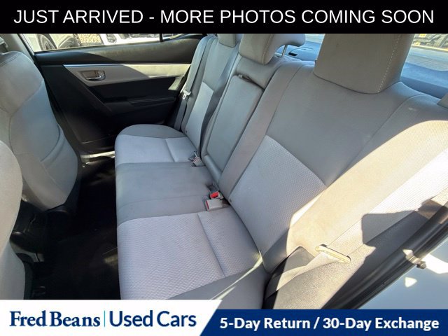 Used 2015 Toyota Corolla LE FWD image 15