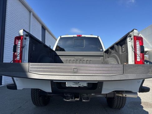 New 2025 Ford F250 Lariat w/ Lariat Ultimate Package image 22