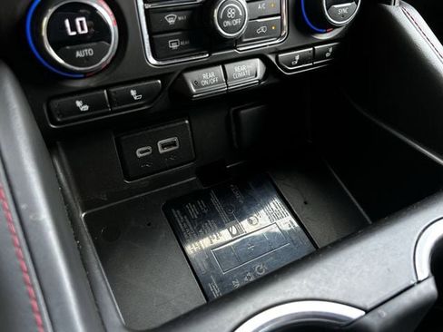 Used 2023 Chevrolet Suburban RST w/ Luxury Package image 20