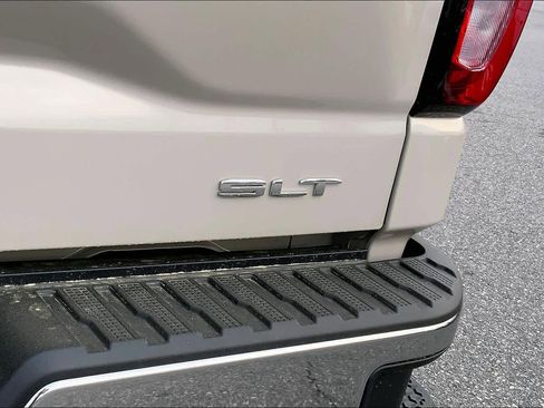 New 2026 GMC Sierra 1500 Pro w/ Pro Value Package image 15