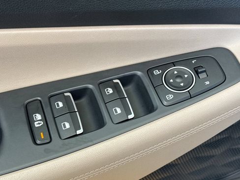 Used 2023 Hyundai Santa Fe SE FWD image 15