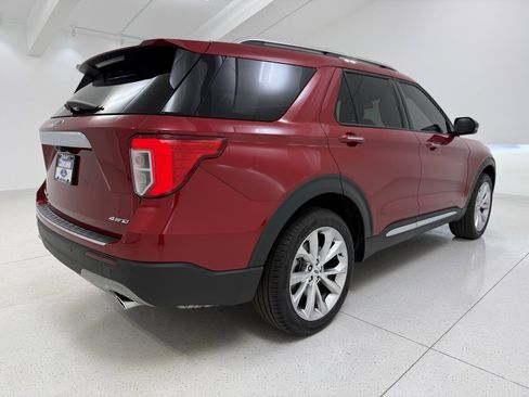 Used 2023 Ford Explorer Platinum w/ Technology Package image 6