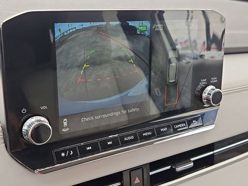 Used 2024 Mitsubishi Outlander SEL image 18