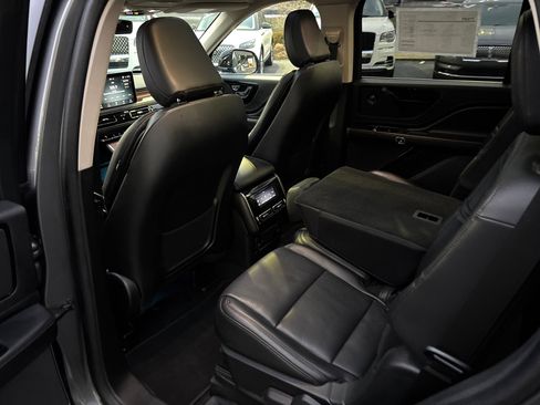 Certified 2023 Lincoln Aviator Reserve w/ Elements Package Plus image 27