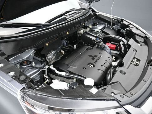 Used 2023 Mitsubishi Outlander Sport ES image 40