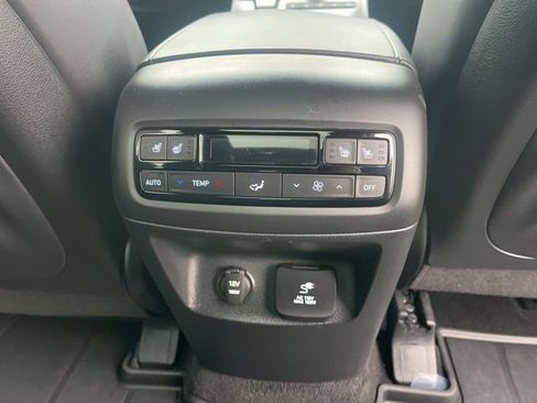 Used 2024 Hyundai Palisade Calligraphy image 53