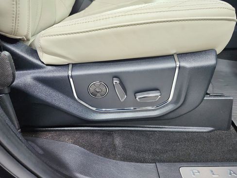 Used 2021 Ford Expedition Platinum AWD/4WD image 43