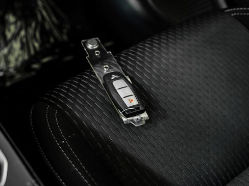 Used 2025 Mitsubishi Outlander ES FWD image 61