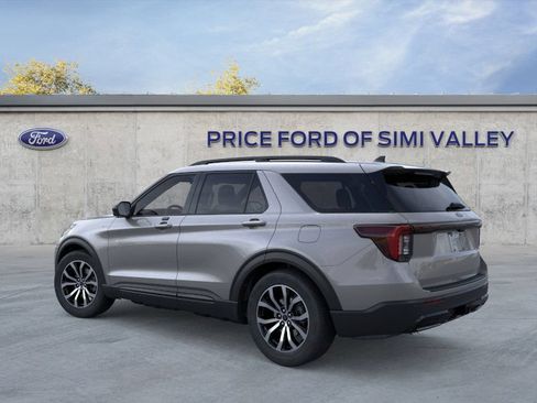 Used 2026 Ford Explorer ST-Line RWD image 4