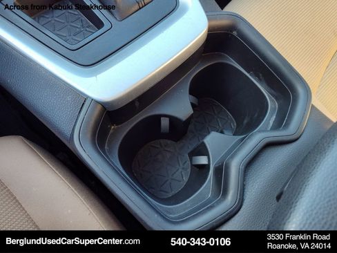 Used 2019 Toyota RAV4 LE image 26