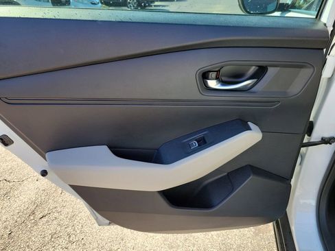 Used 2023 Honda Accord EX image 11