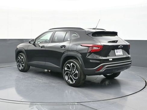 New 2026 Chevrolet Trax RS w/ Sunroof Package image 11