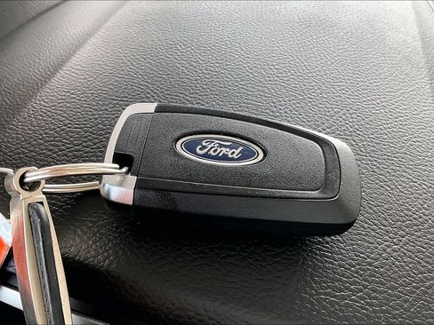 Used 2021 Ford Edge SEL w/ Convenience Package AWD/4WD image 12