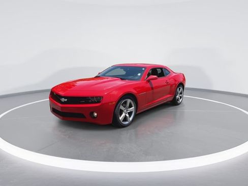 Used 2010 Chevrolet Camaro LT w/ RS Package RWD image 5