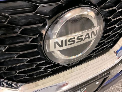 Used 2020 Nissan Rogue Sport S image 31