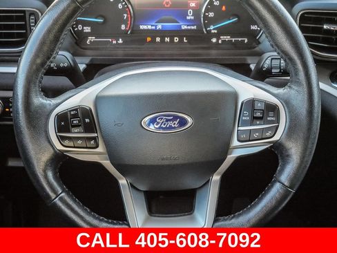 Used 2021 Ford Explorer XLT w/ Equipment Group 202A AWD/4WD image 29