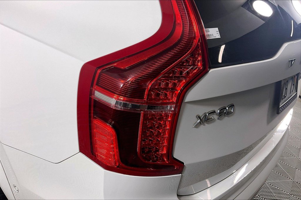 Used 2018 Volvo XC90 T5 Momentum w/ Convenience Package AWD/4WD image 27
