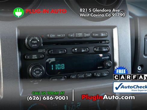 Used 2004 HUMMER H2 w/ Preferred Equipment Group image 23