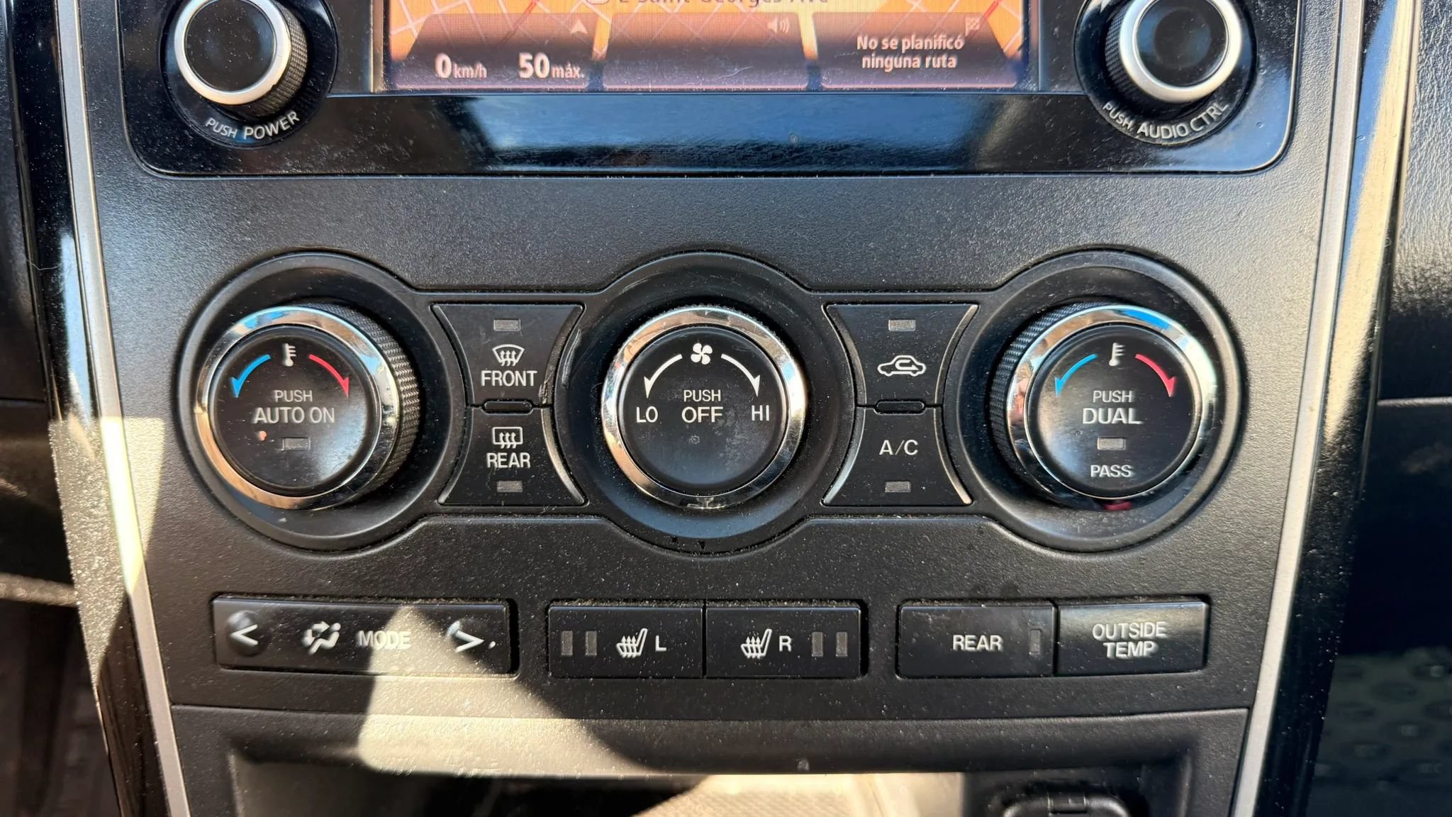 Used 2014 MAZDA CX-9 Touring w/ Touring Technology Package AWD/4WD image 25