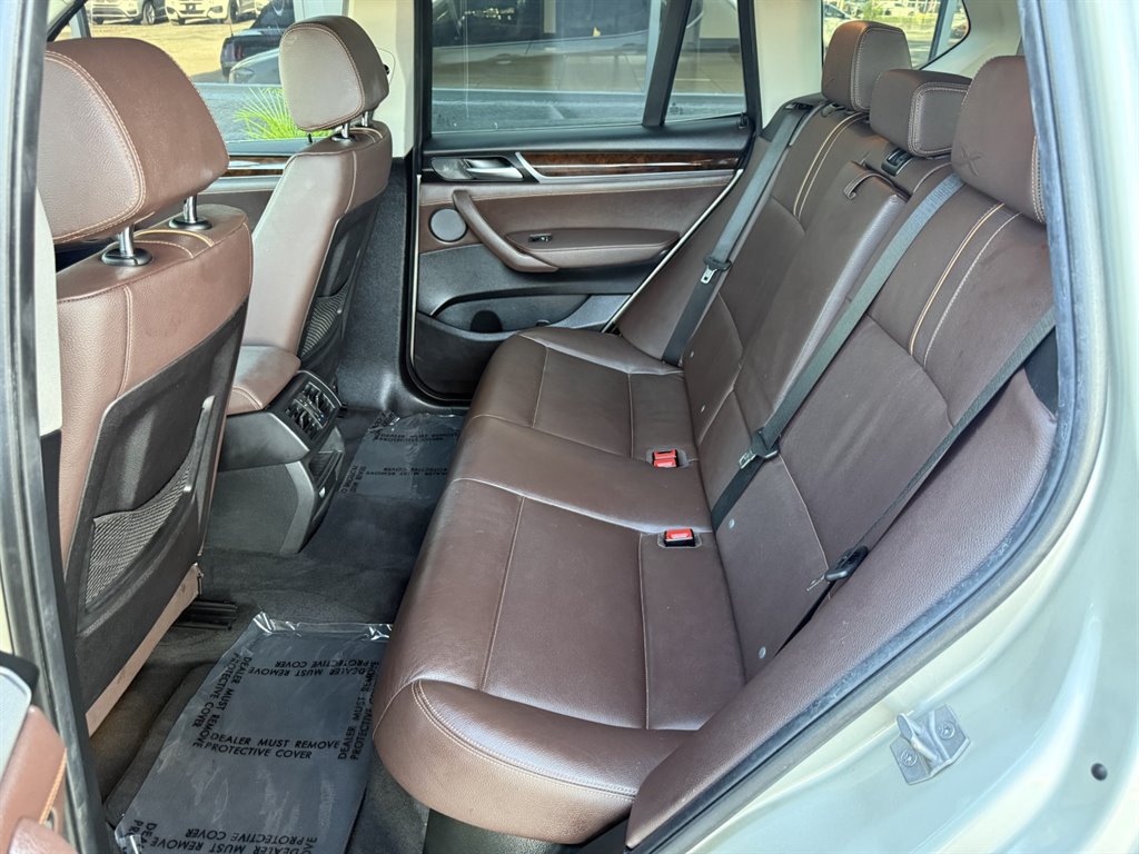 Used 2017 BMW X3 sDrive28i RWD image 15